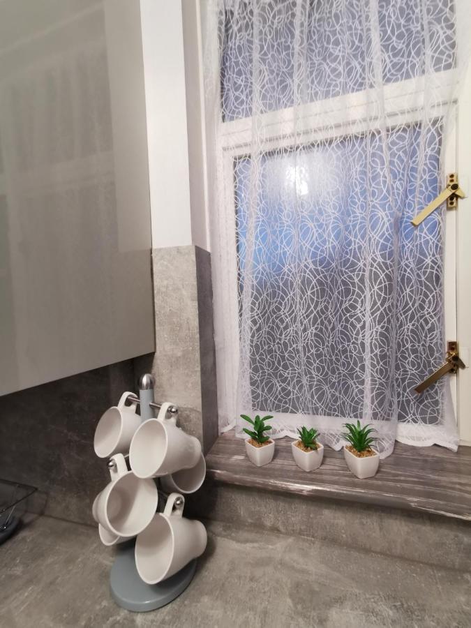 Palaz 2 - 2 Bedroom Flat Едмънтън Екстериор снимка